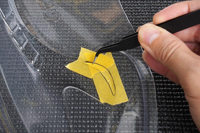 Koswork Pince à épiler coudée, version 1,5 mm d'épaisseur – Pince à épiler de précision pour petites pièces