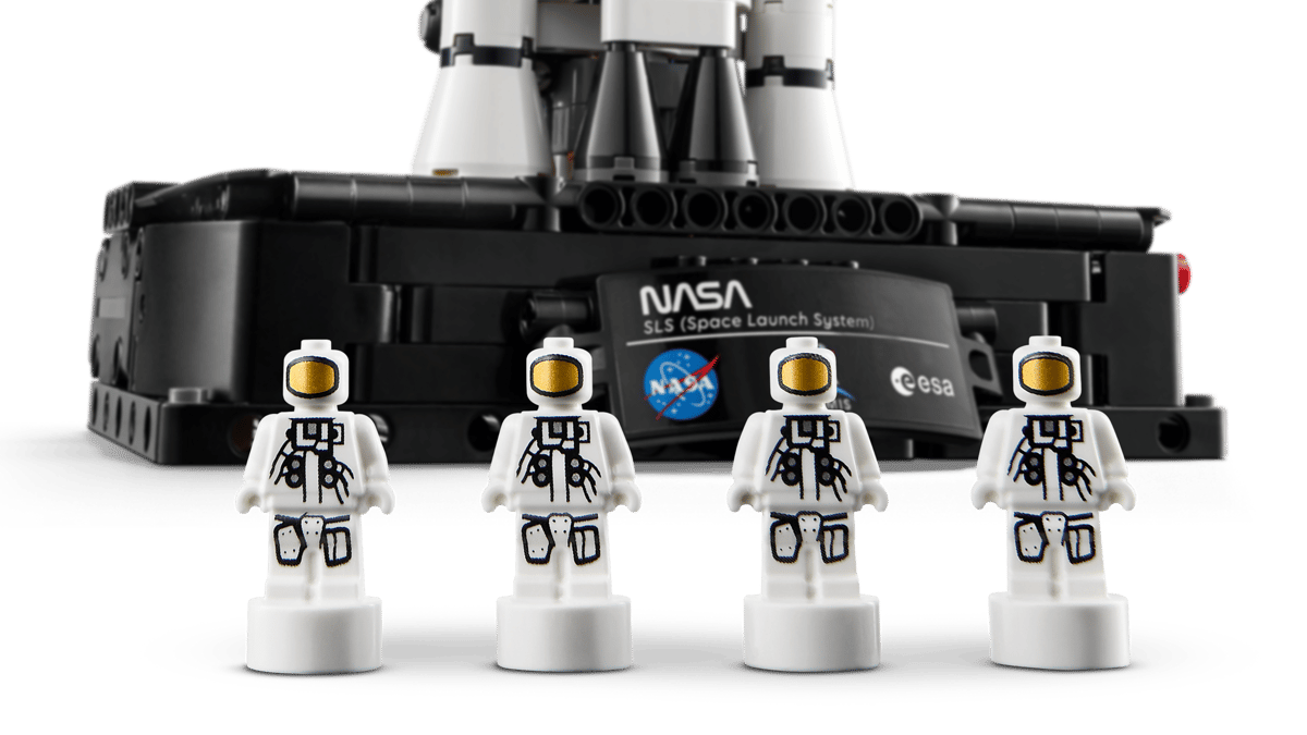 Fusée du système de lancement spatial Artemis de la NASA LEGO Technic - 42221