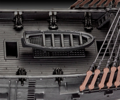 Revell 05499 - Piratenschiff BLACK PEARL