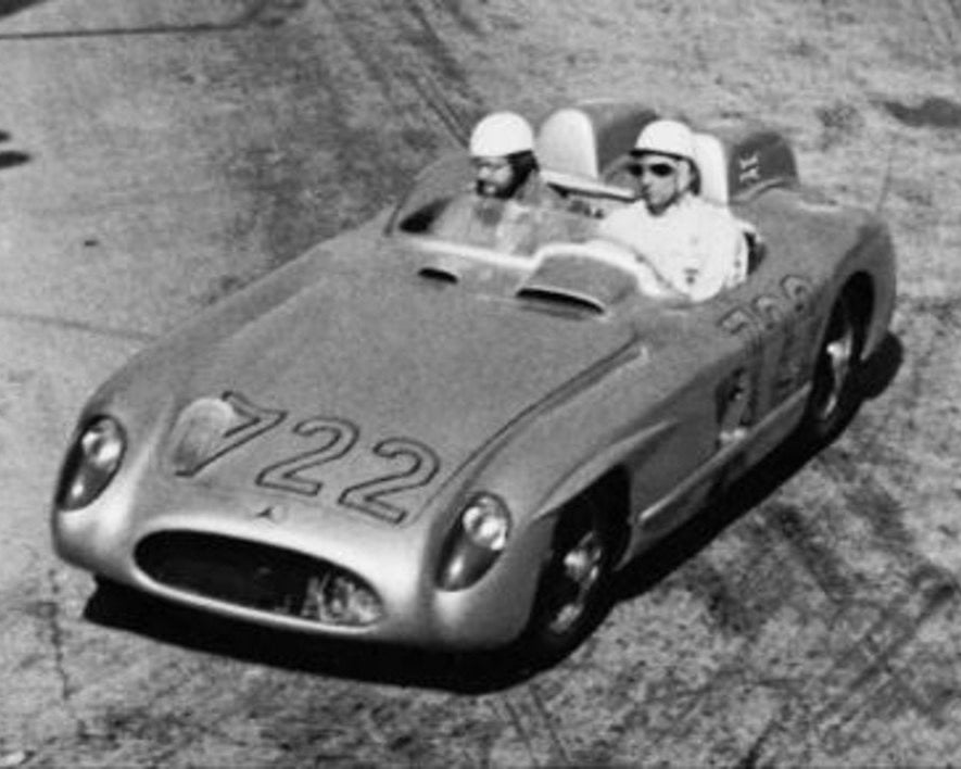 Mercedes-Benz 300 SLR Roadster, No.722 silver, 2 headrests, 1/87 - LE87302