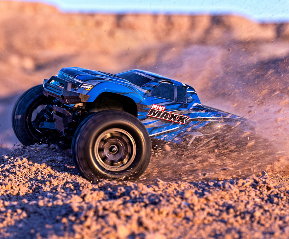 Traxxas Mini MAXX RTR TQ BL-2s USB-C Charger / 2s Li-Po - TRX107154-1 - RCXX - RC Racing Shop | RC Models | Tuning & Spare Parts for Professionals