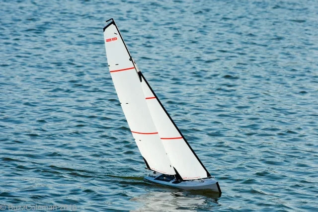 JOYSWAY Dragon Force V7 RTR Segelboot 2.4GHz – 4ST308815V7